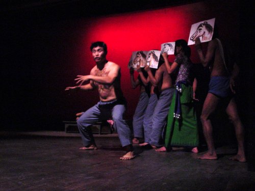 Scene from a theatrical show. (29 kb)